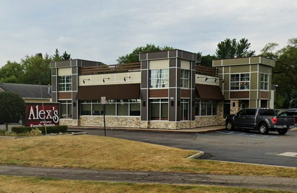 A&W Restaurant - Rochester - 3178 S Rochester Rd (newer photo)